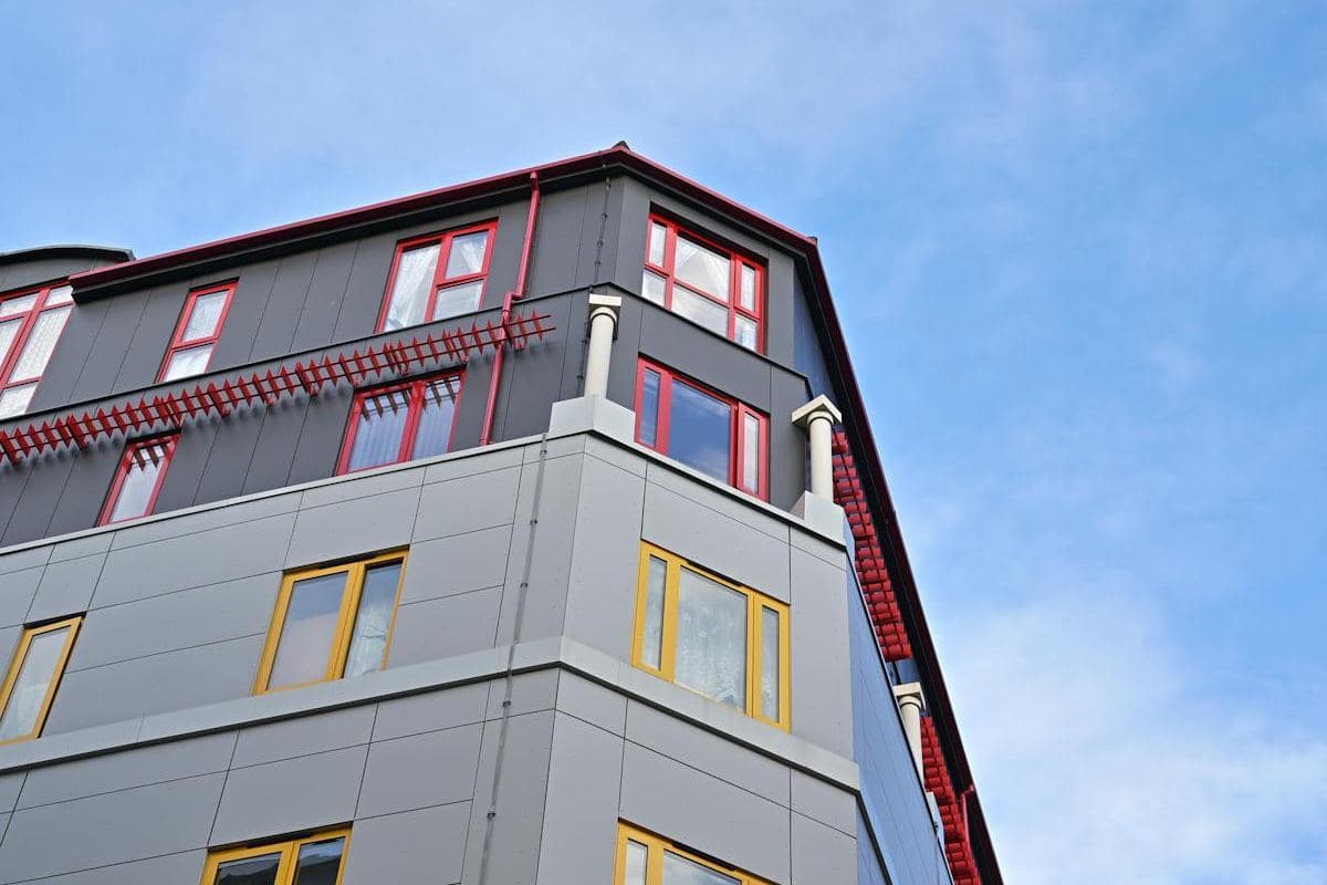 Self-contained rooms in new-generation boarding house