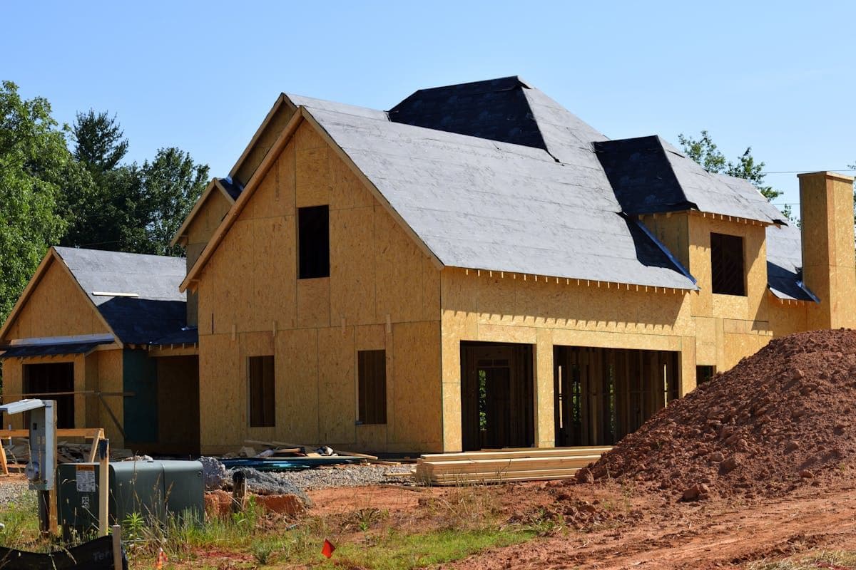 Structural steel framing for modern home